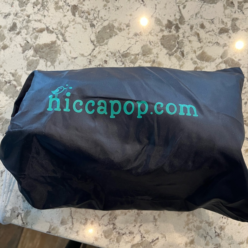 Hiccapop inflatable car booster seat